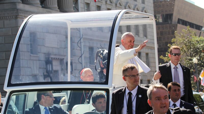 Papa Francesco: “C’è già troppa frociaggine”